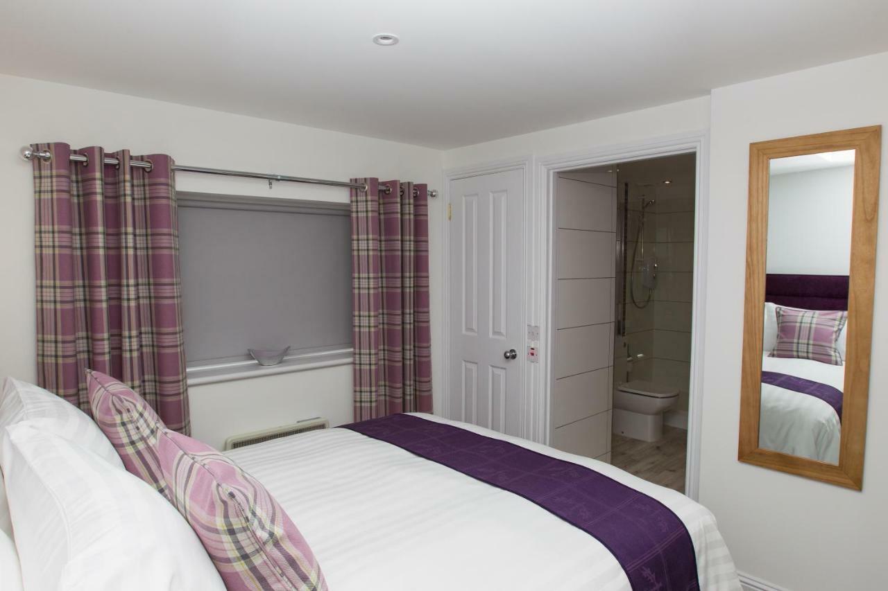 The Chimneys Bed & Breakfast Perth Bagian luar foto