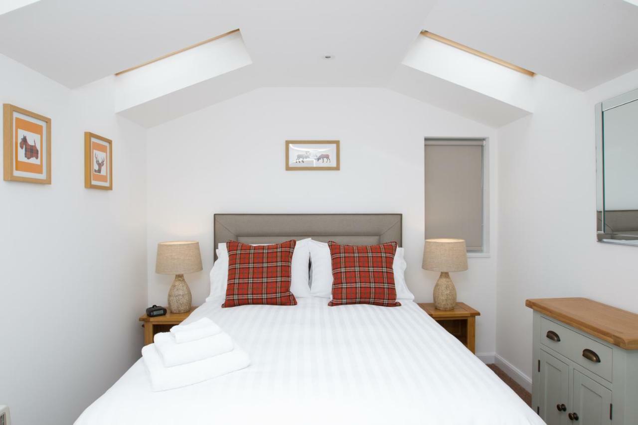 The Chimneys Bed & Breakfast Perth Bagian luar foto