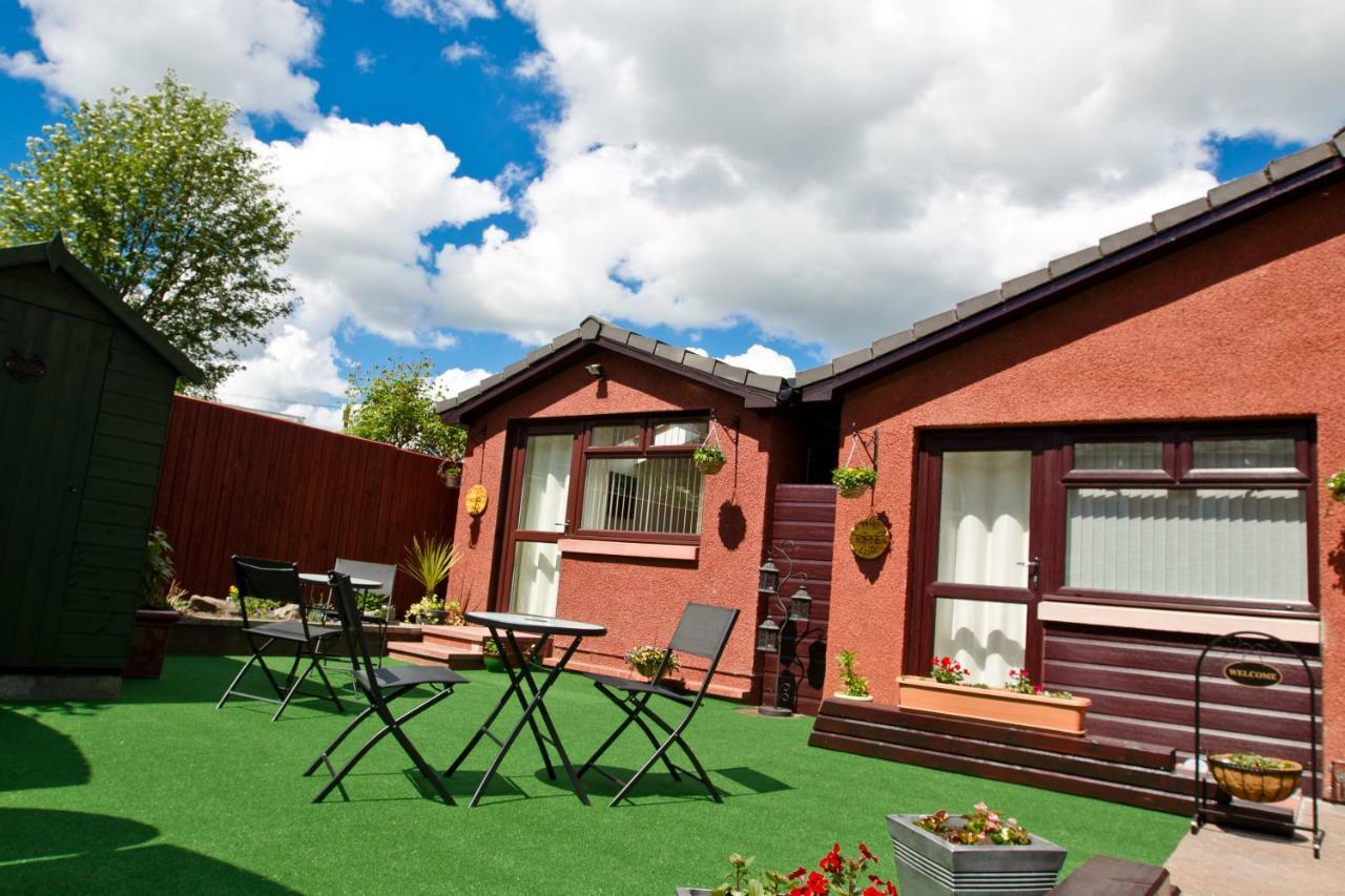 The Chimneys Bed & Breakfast Perth Bagian luar foto